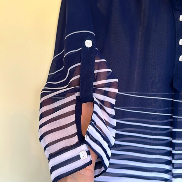 Sheer navy/white 1/2 button down, 3/4 sleeve - Picture 3 of 4